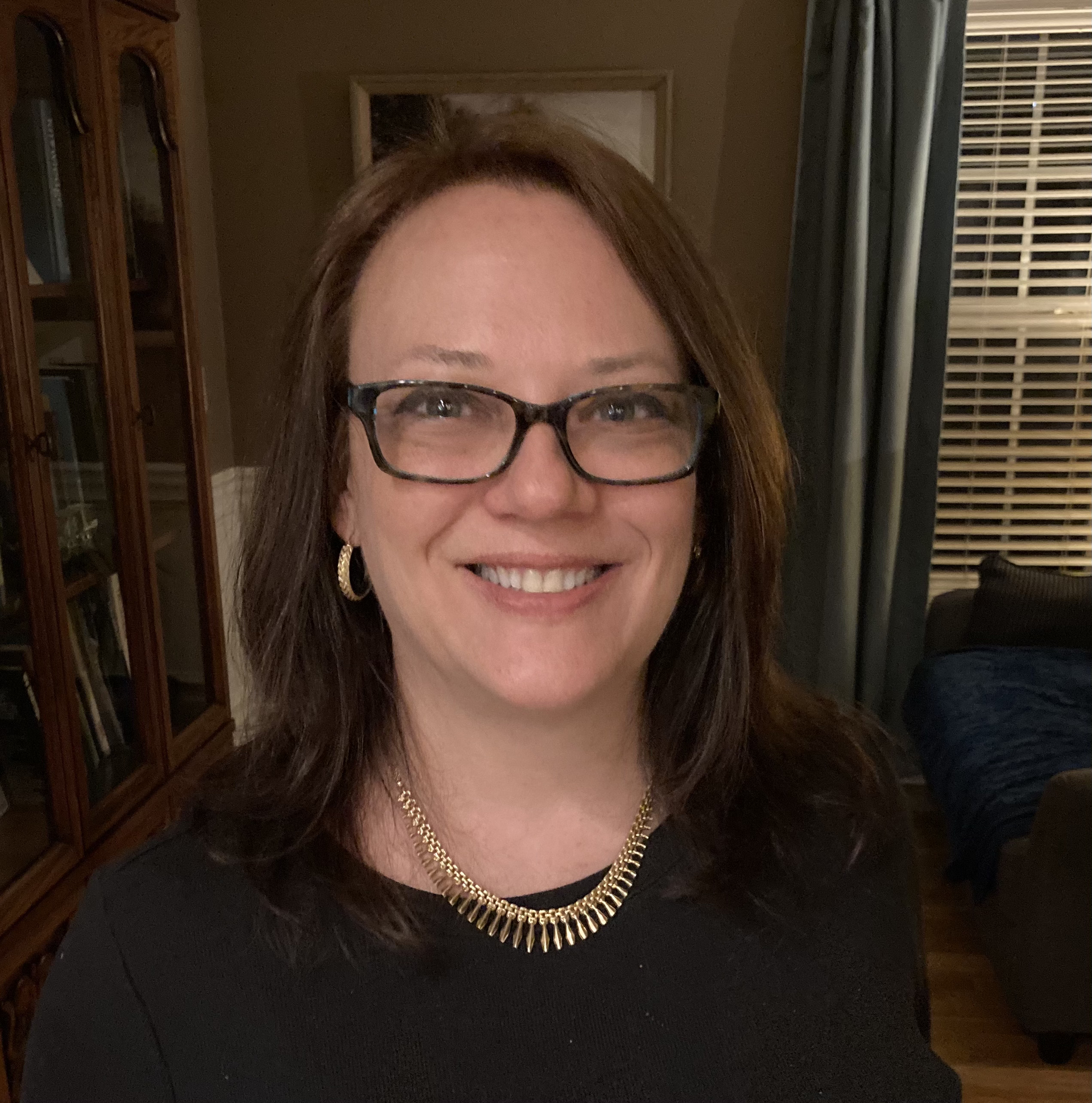 Dr. Lisa Bradley
